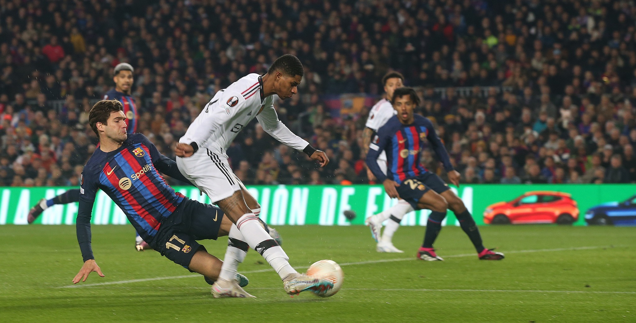 意大利球员在国际比赛中取得胜利